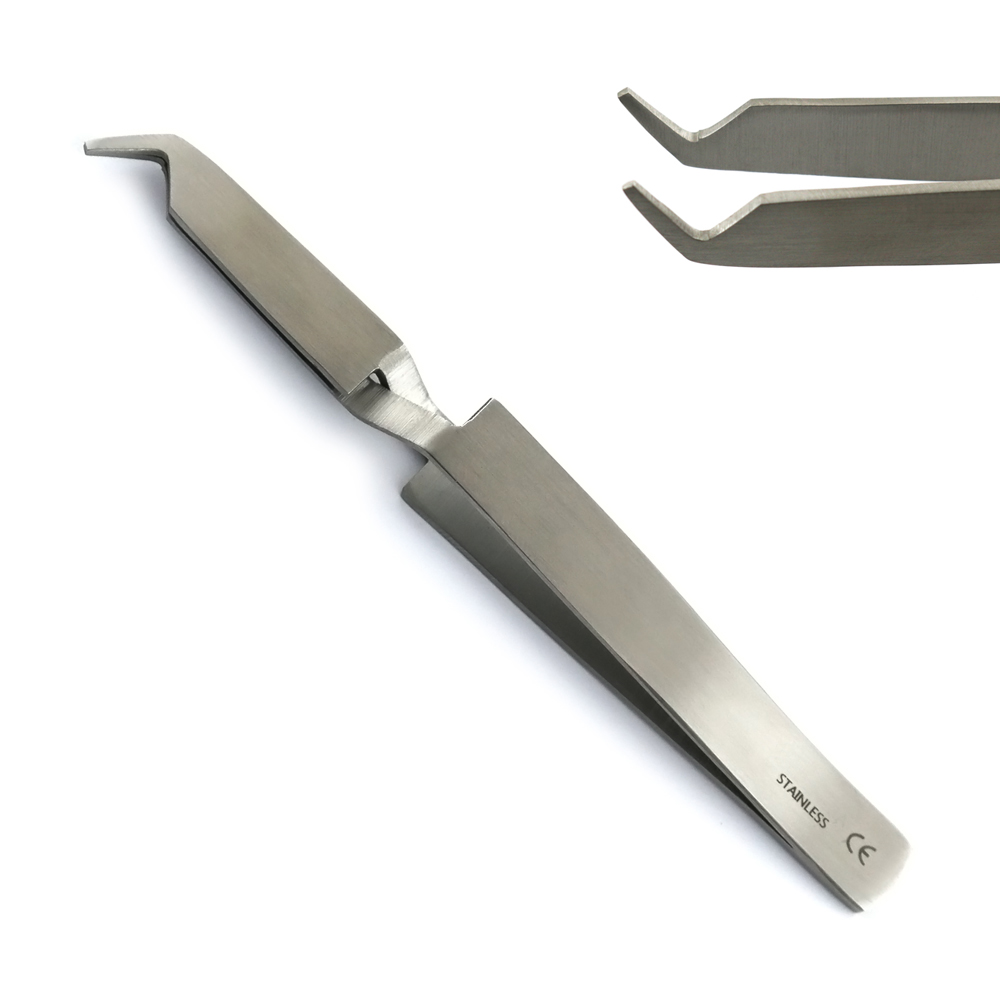 Imagen de Pinza para sujeción de brackets de ortodoncia dental con punta en forma de pico